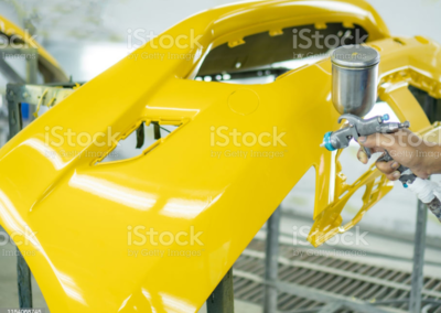 Lackierung eines Kotflügels